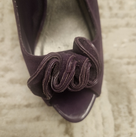 Qupid plum peeptoe heels - Picture 3 of 6